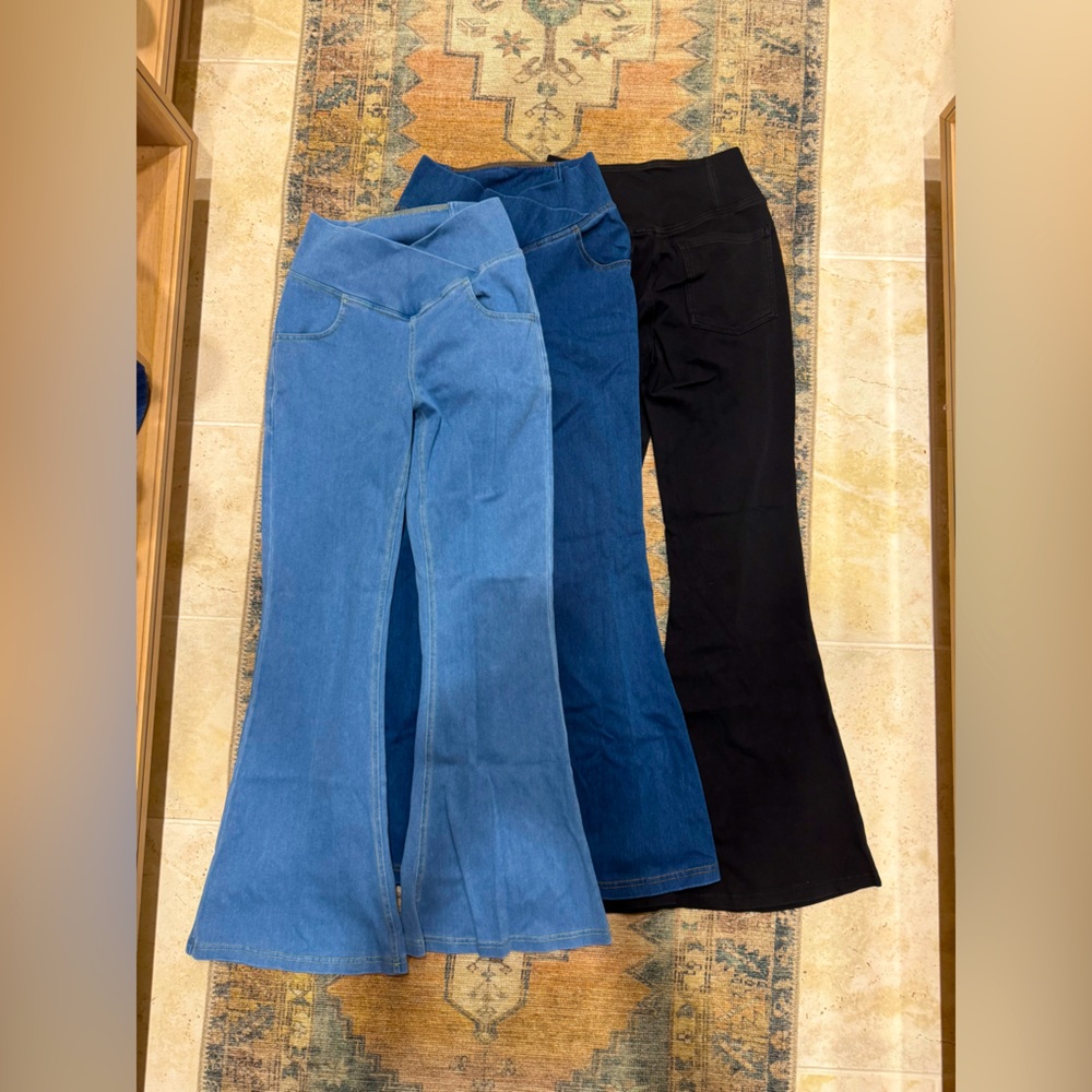 Set of Three Halara Flare Pants XS PETITE Denim + Black Flare Stretch Jegging